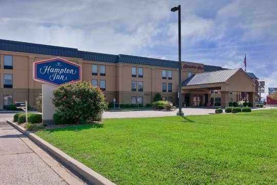 Hampton Inn Marion-官方
