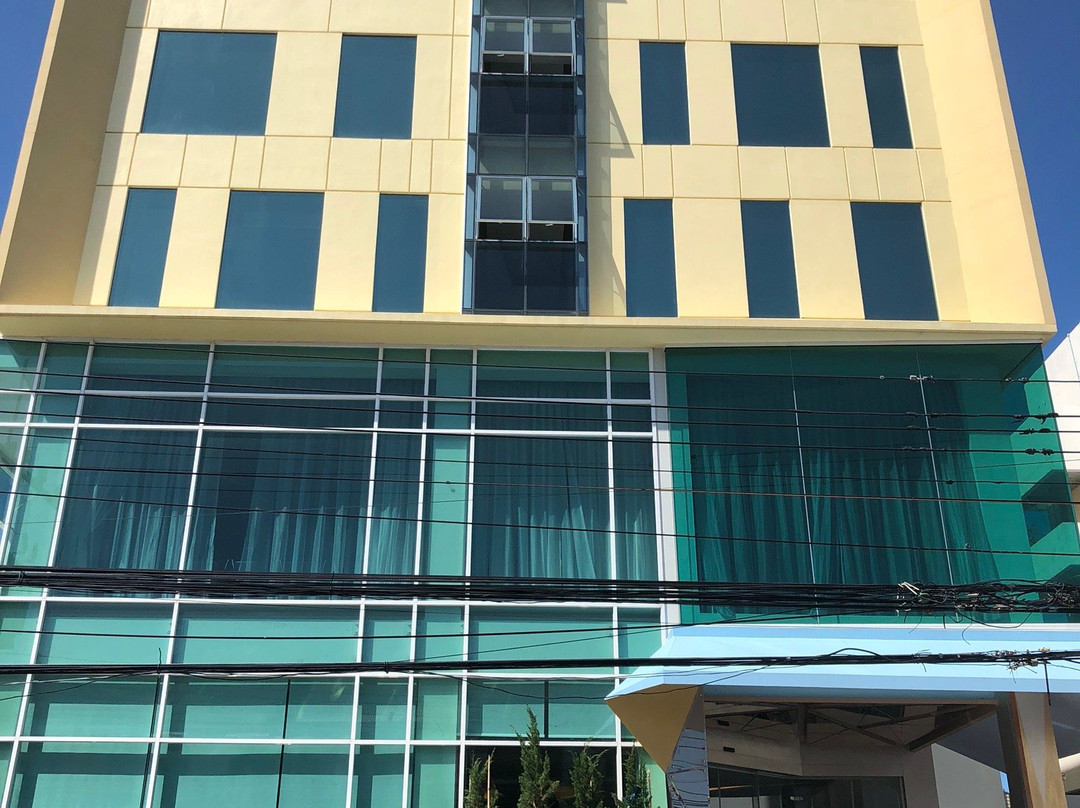 Glow Rattana Place Hotel