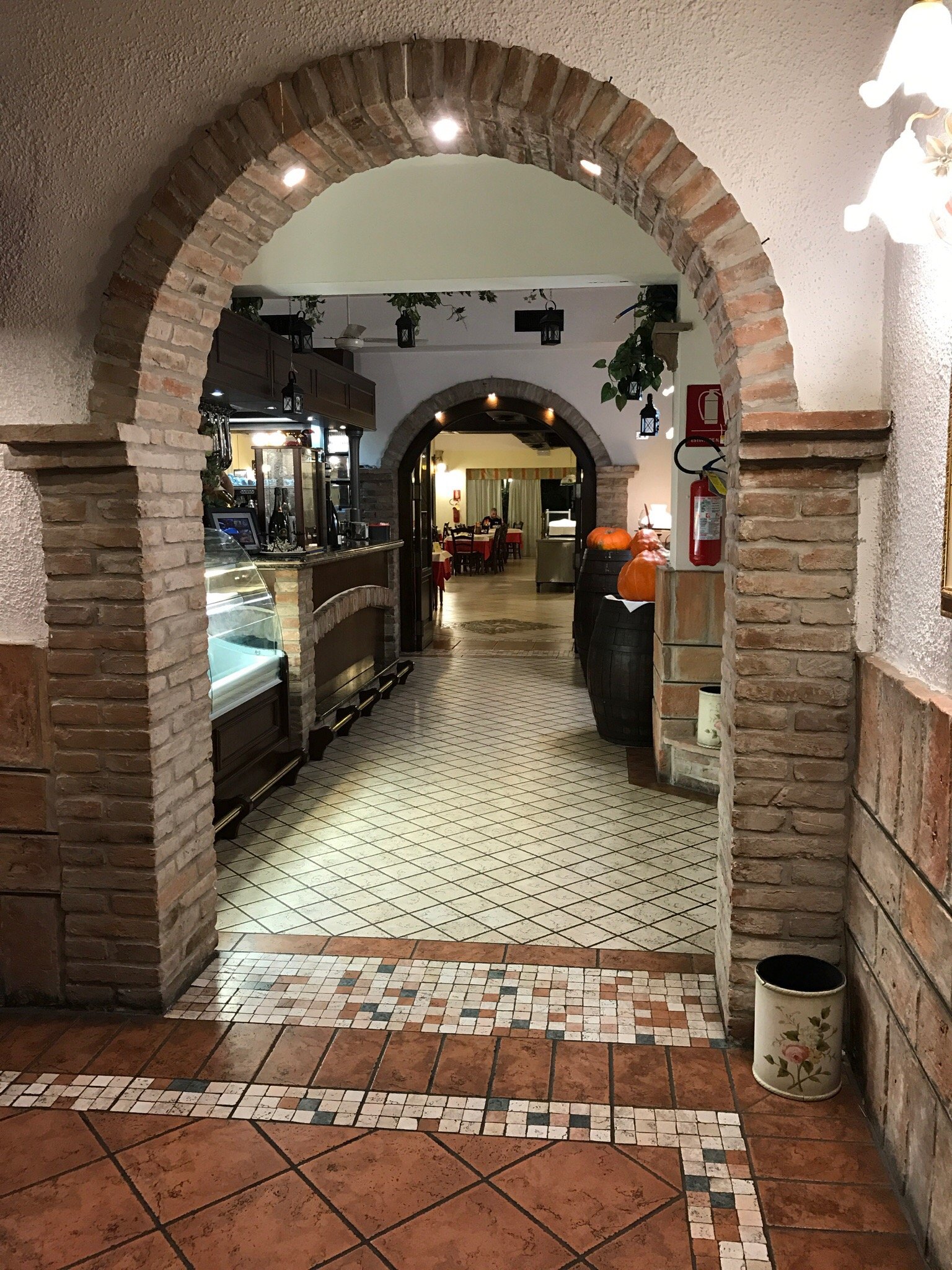 大朱塞佩艾尔伯格餐厅酒店-官方