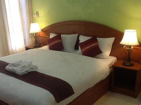 普吉岛假日旅馆主图