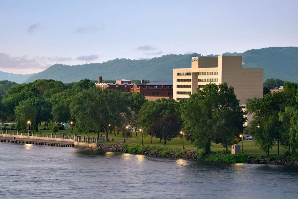 Radisson Hotel La Crosse-官方