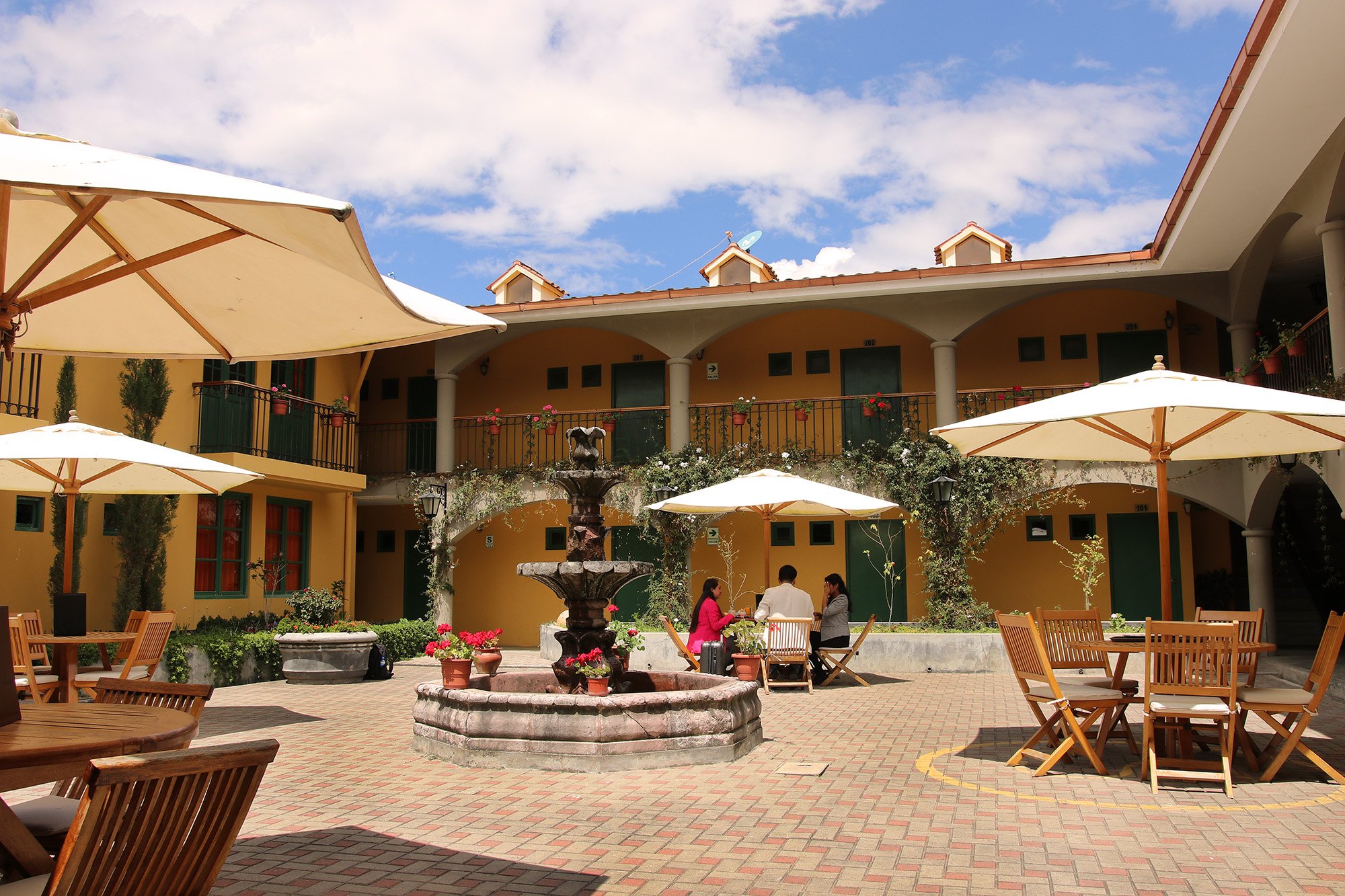 Hotel Tartar-官方