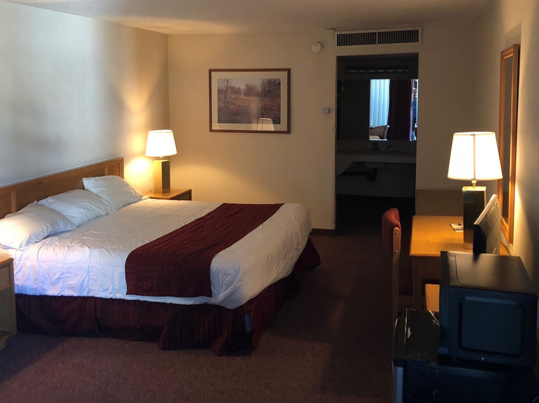 Econo Lodge Elko Downtown Area