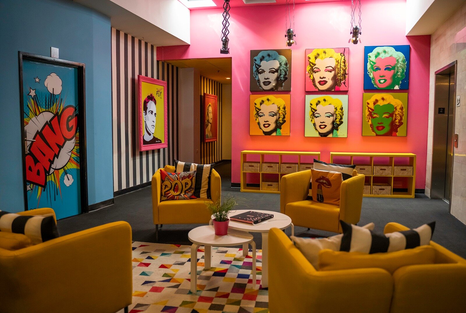 The Fox Hotel-官方