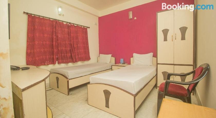 SPOT ON 61781 Hill Homestay 300