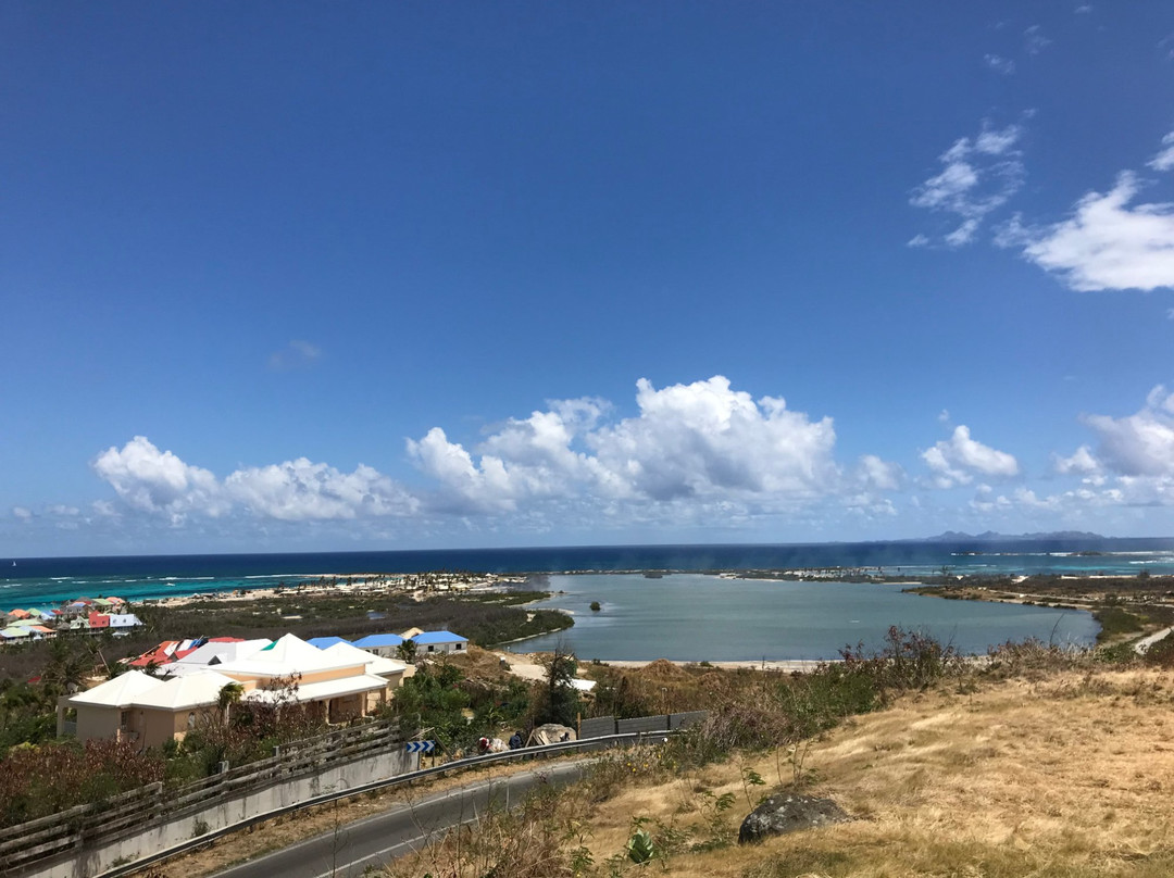 Marigot旅游景点-Concordia Hill