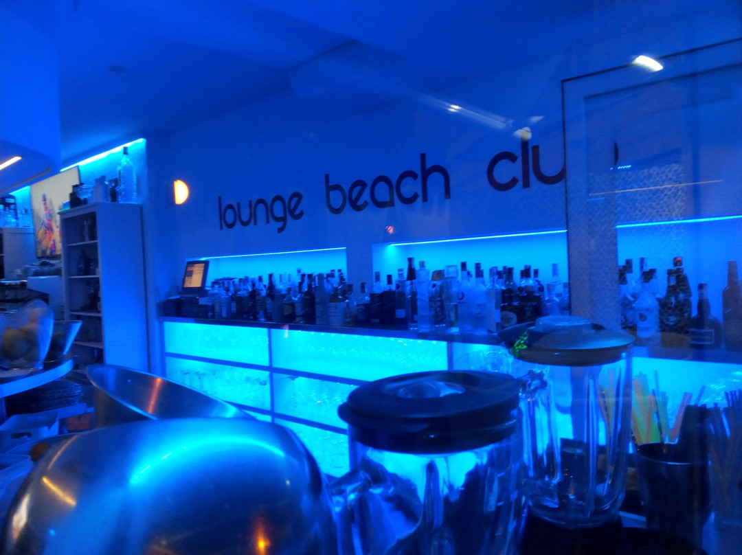 Lounge beach-Castro Urdiales必去景点