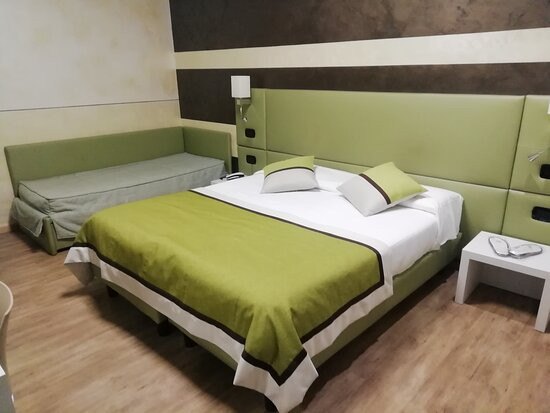 基瓦索酒店住宿-城市酒店