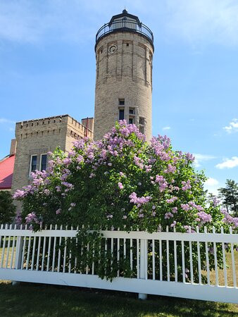 Old Mackinac Point Lighthouse景点图片