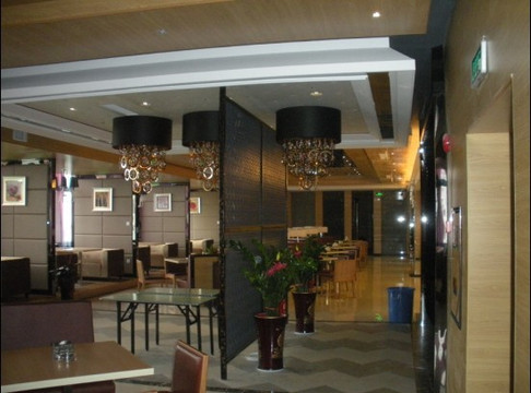 莫泰酒店-张家港金港镇长江中路镇政府店主图