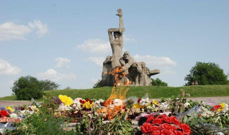 Memorial Zmiyovskaya Balka景点图片