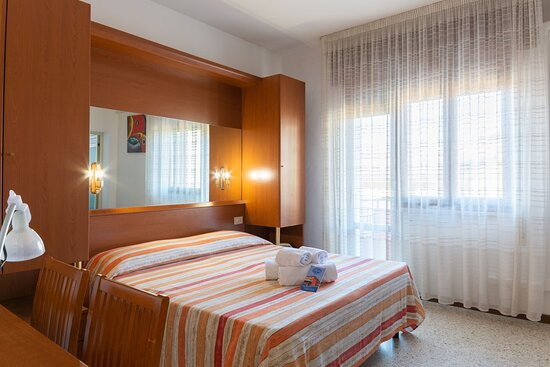 Hotel Laura主图