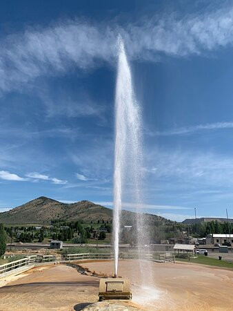 Soda Springs Geyser景点图片