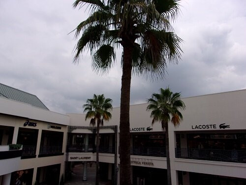 三井奥特莱斯购物城 爵士之梦长岛-桑名市必去景点