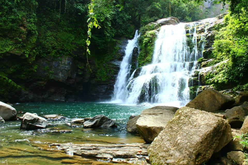 Nauyaca Waterfalls / Cataratas Nauyaca景点图片