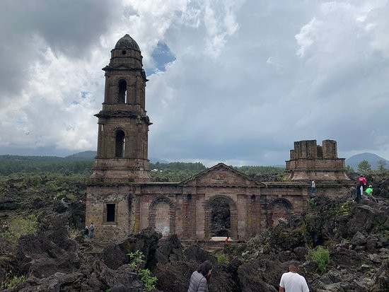 Antigua Iglesia de San Juan Parangaricutiro景点图片