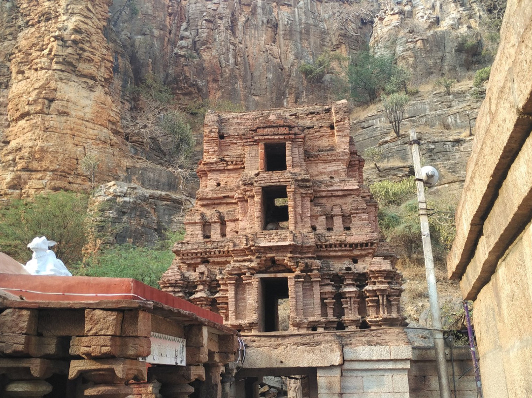 Yaganti Temple景点图片