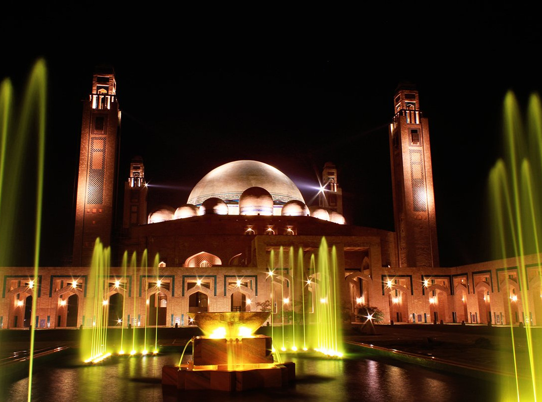 Grand Jamia Mosque