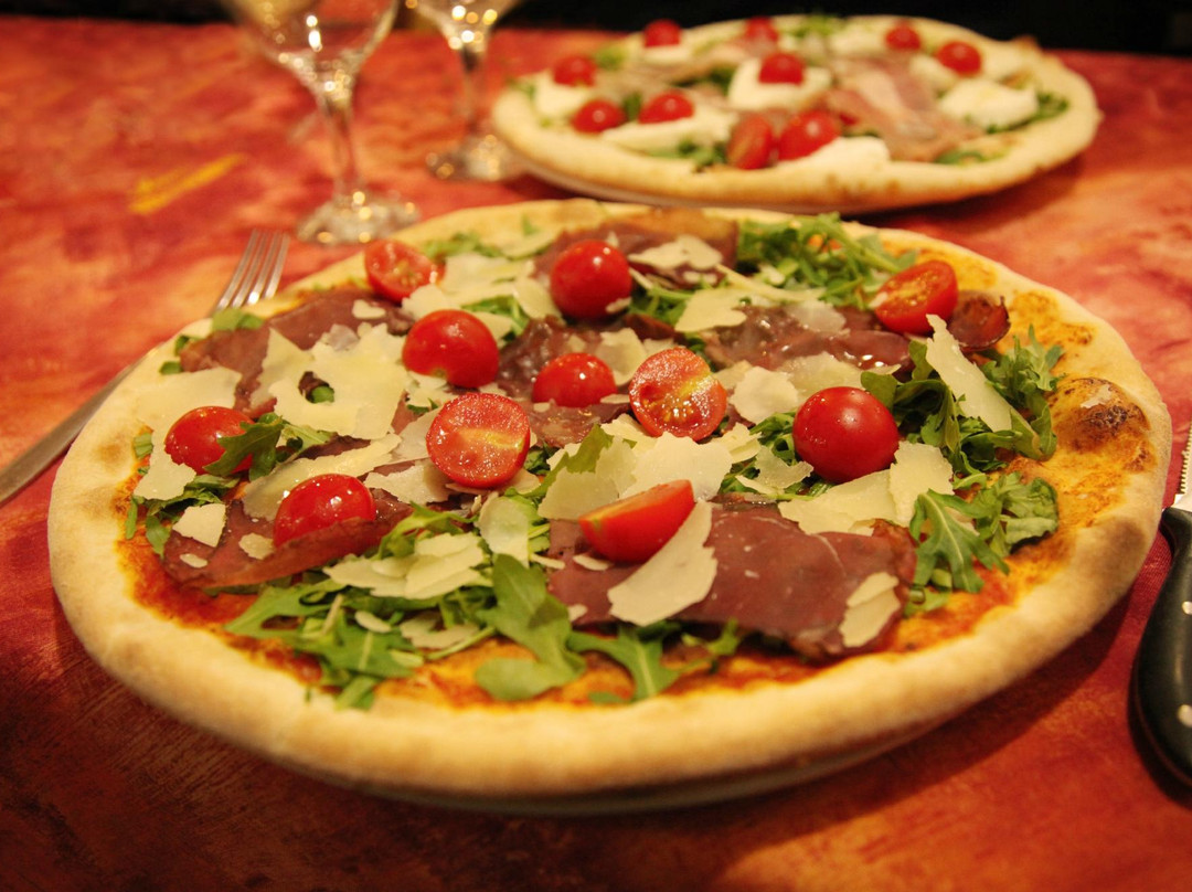 Pizzeria Ristorante Mina