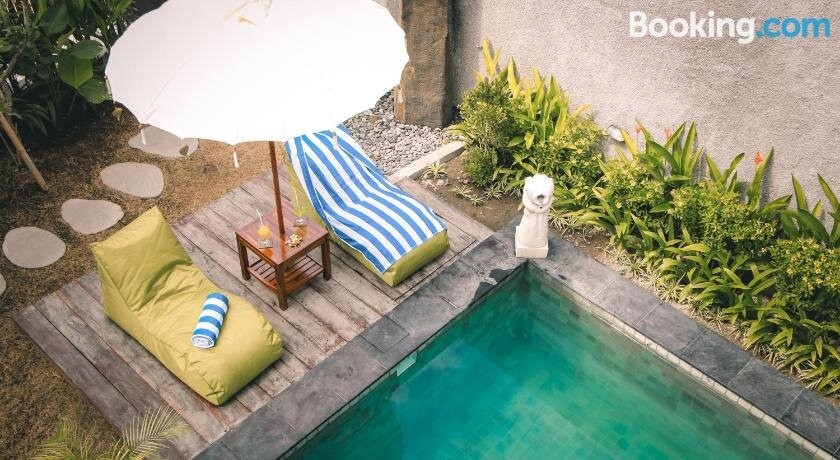 Adi's CoLiving Villa主图