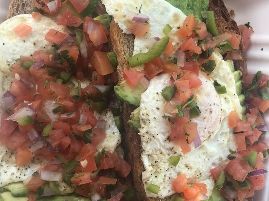 Meringue Cake Studio