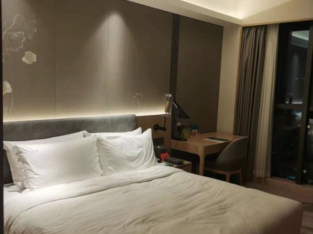 贵阳南岳假日酒店主图