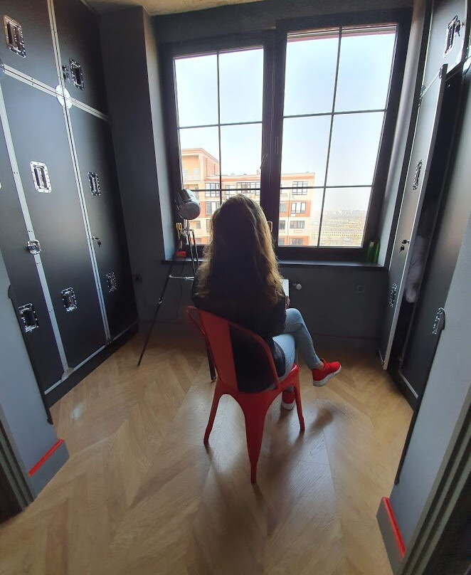 Rooms & Rumors主图