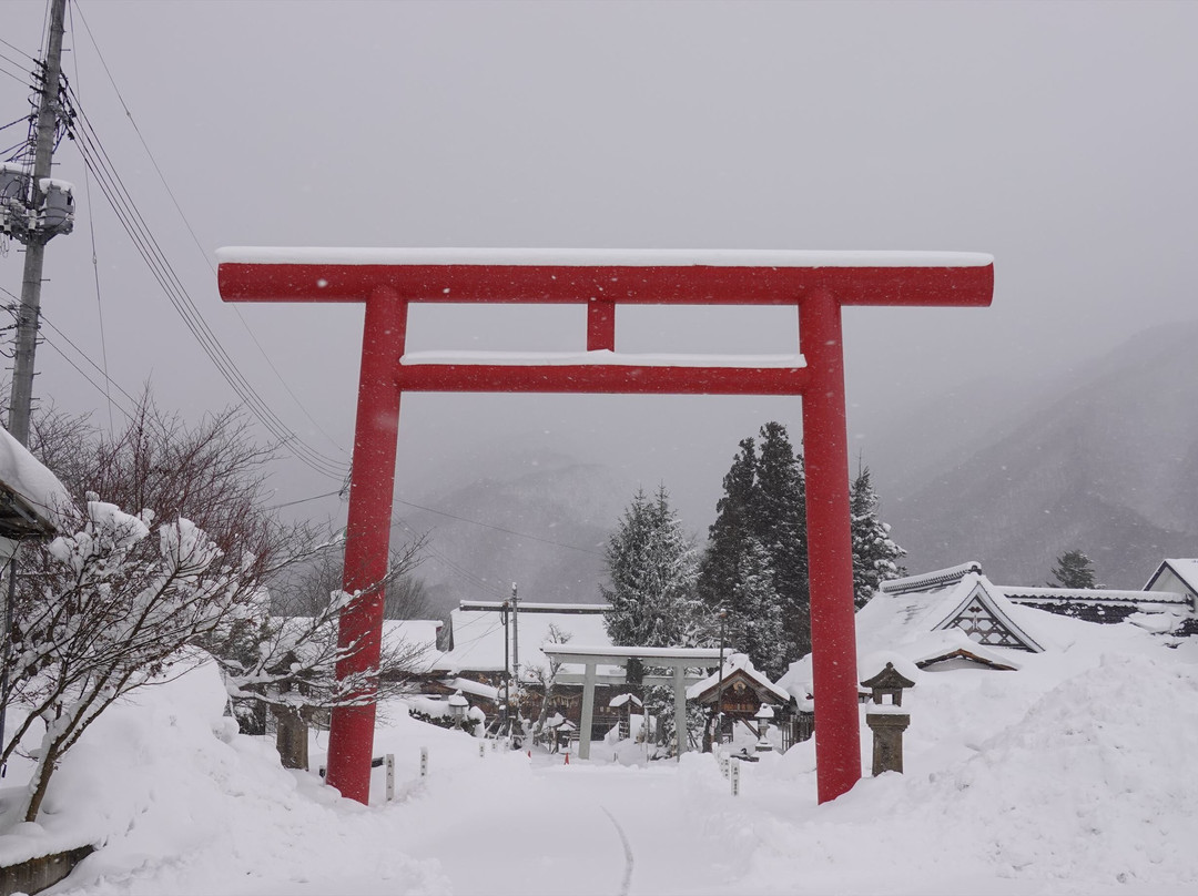 Tadeuga Shrine景点图片