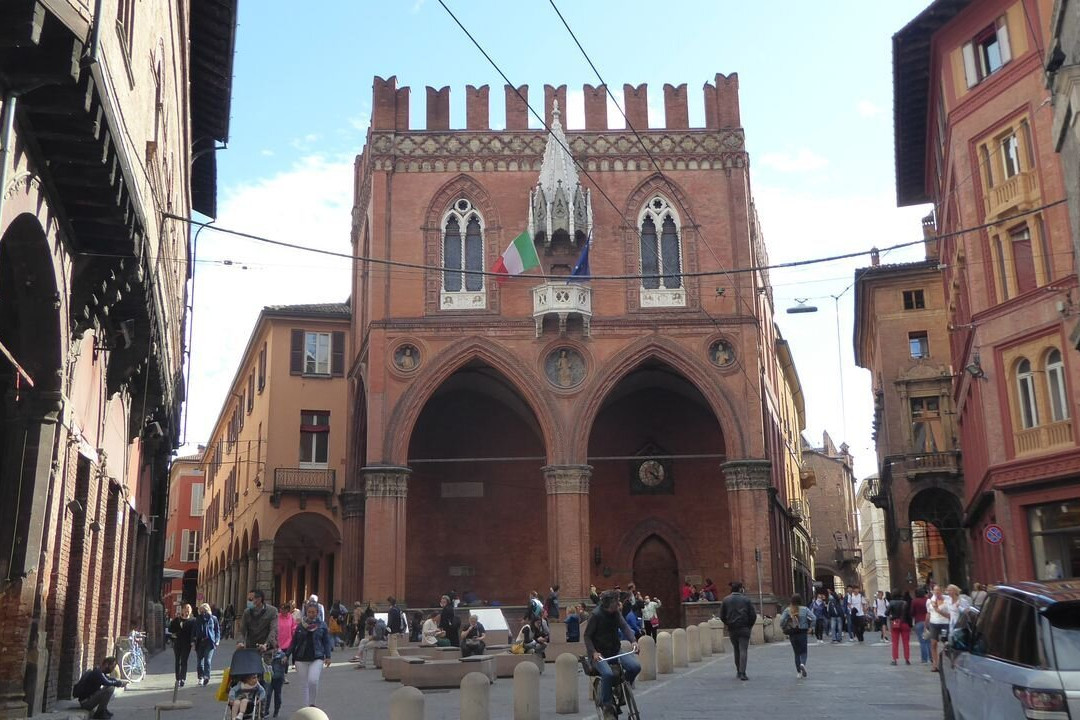 Palazzo della Mercanzia景点图片