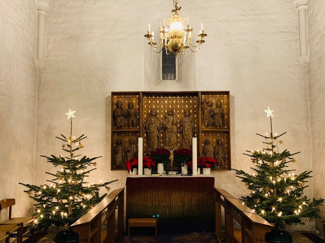 Sankt Joergenbjerg Church景点图片