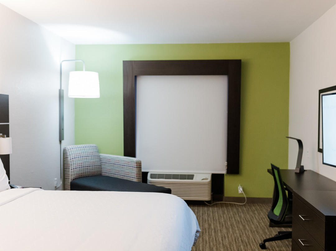Holiday Inn Express & Suites Greenville By IHG主图