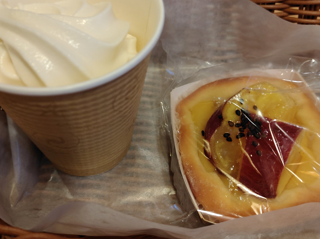 ぱんろど しらとりの郷店