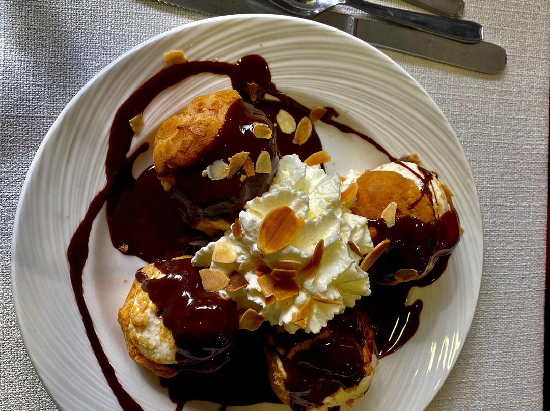 尼夫河源头酒店主图