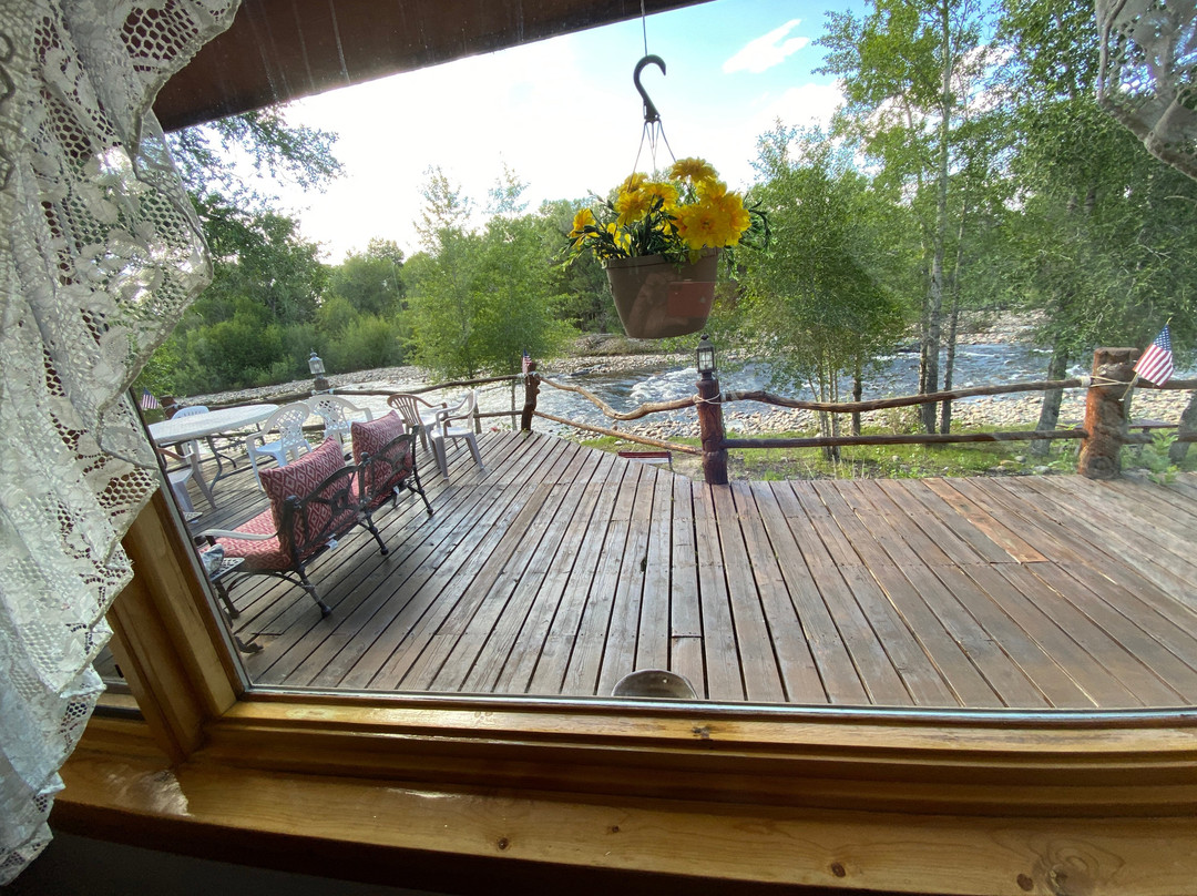 Spirit West River Lodge主图