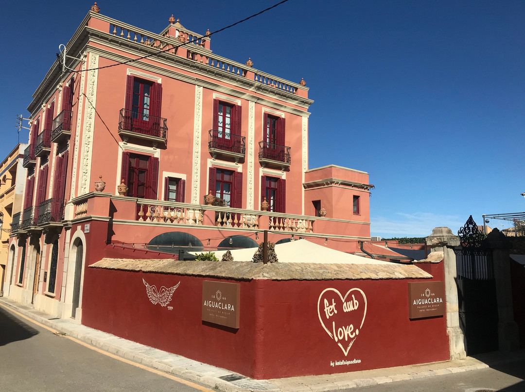 Aiguaclara Hotel主图