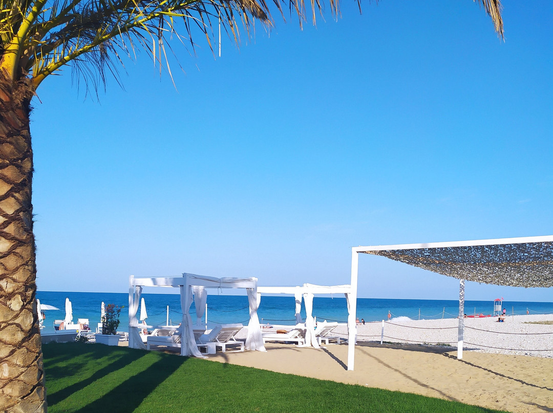 Lido Mimi Beach-Fossacesia Marina必去景点