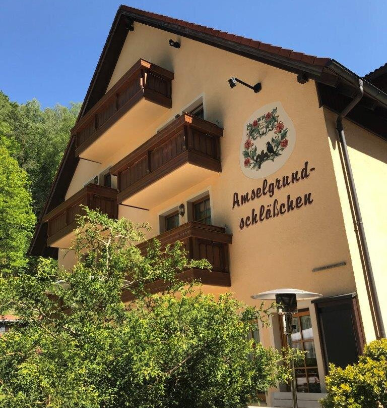 Amselgrundschloesschen主图