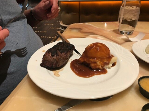 Rainbow Casino Hotel主图