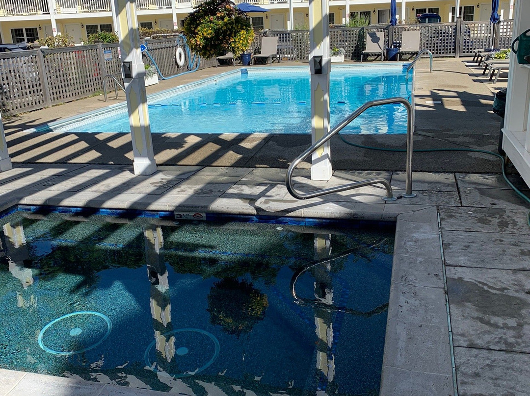 The Admiral's Inn主图