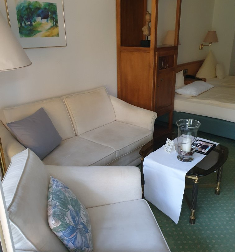 Hubertushof Hotel & Restaurant主图