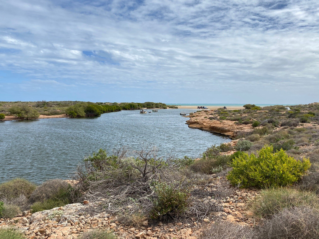 Osprey Bay-埃克斯茅斯必去景点