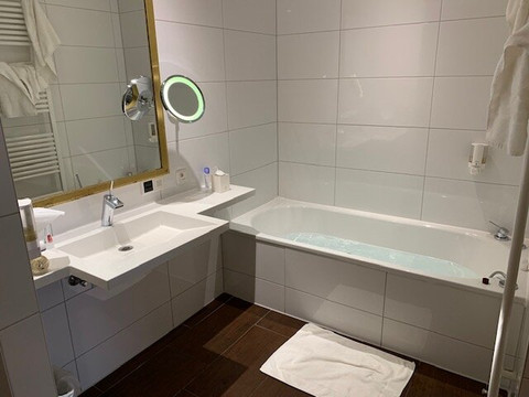 施洛斯科隆酒店主图