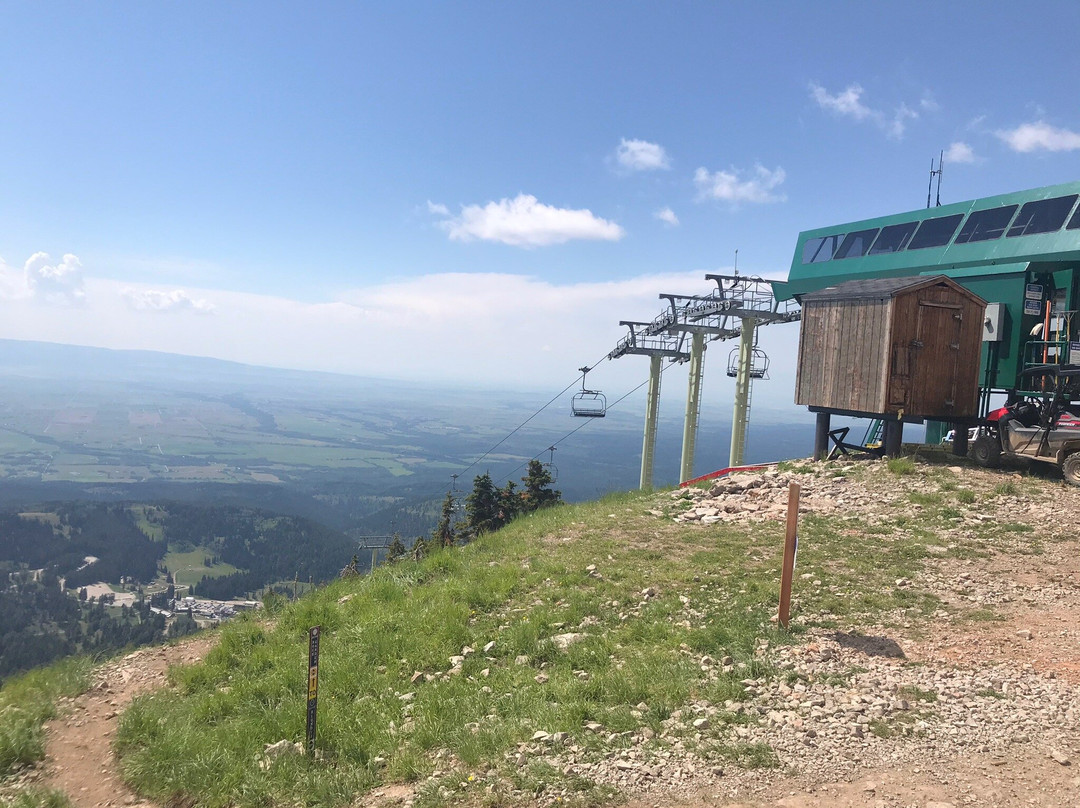 格兰德塔吉洛奇度假村主图