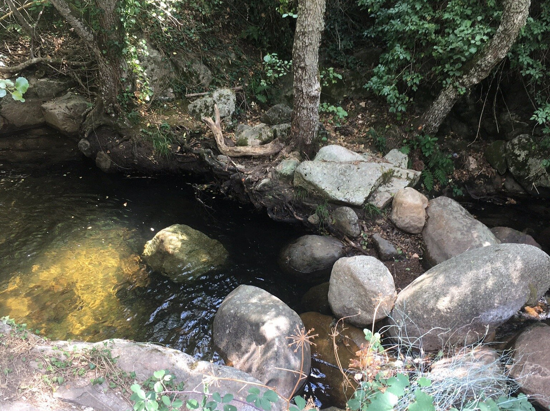 Piscina Natural  Casas del Monte景点图片
