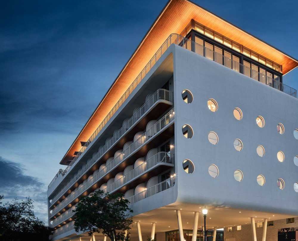 Mr. C Miami Coconut Grove主图