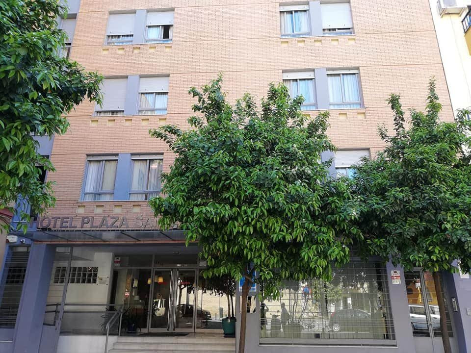 圣卢西亚广场酒店主图