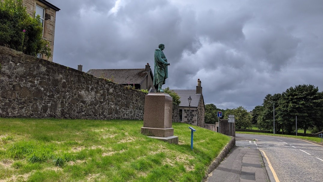 Lord David Boyle Monument景点图片