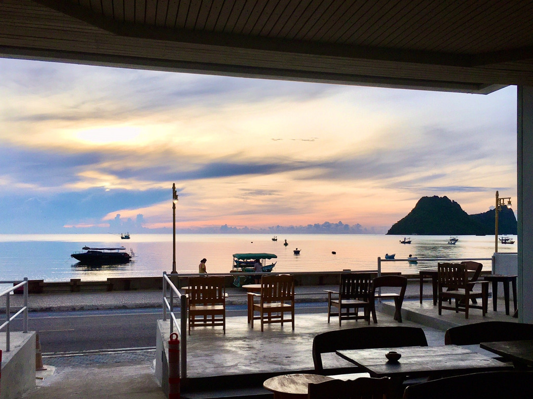 巴蜀海滩酒店主图