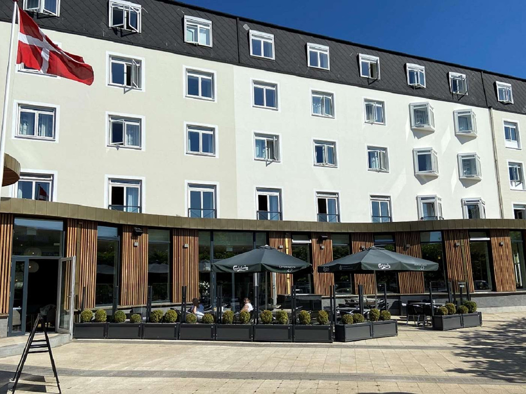 斯温堡酒店主图