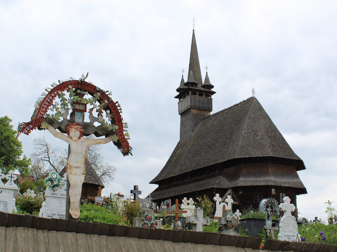 St Nicholas Church in Budesti Josani景点图片